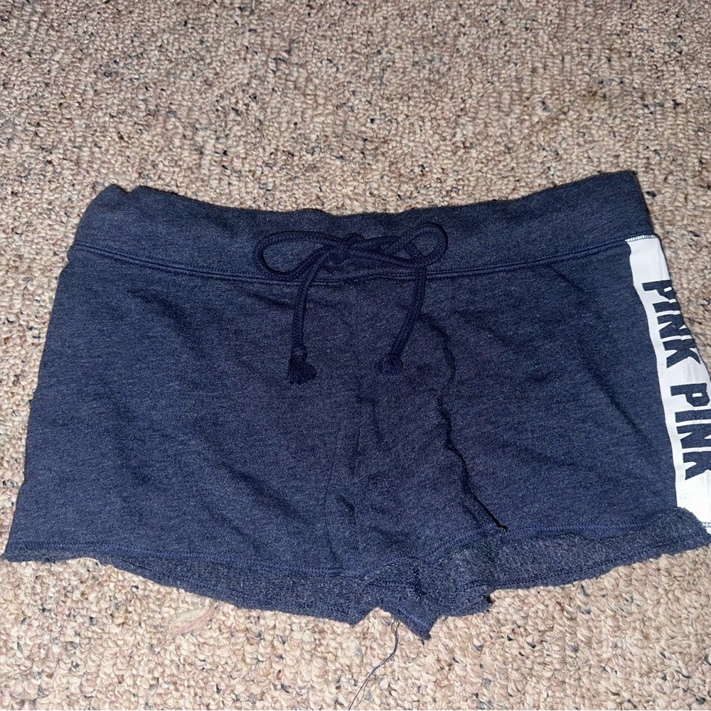 VS PINK shorts - Picture 1 of 3